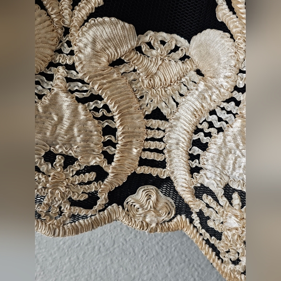 INA [í:na] Elastic Waist Soutache Embroidered Skirt - Picture 2 of 8